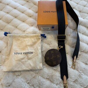 never used LV Jacquard Strap with orginal box and bag